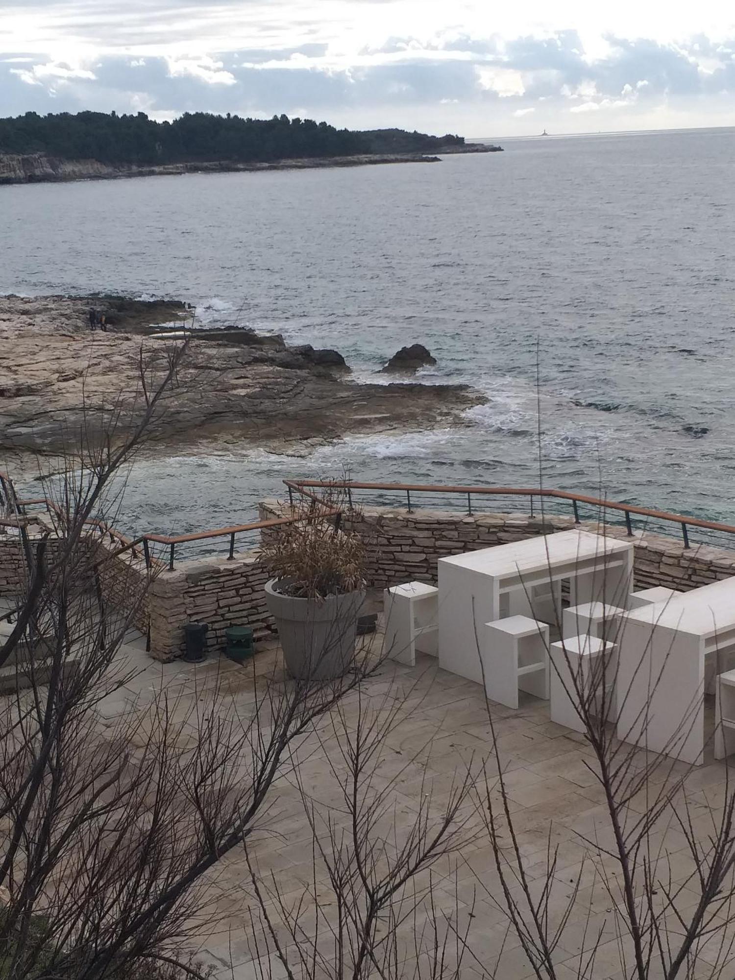 Apartment Balcony And Parking, 1Min To Shop, Near Beach *