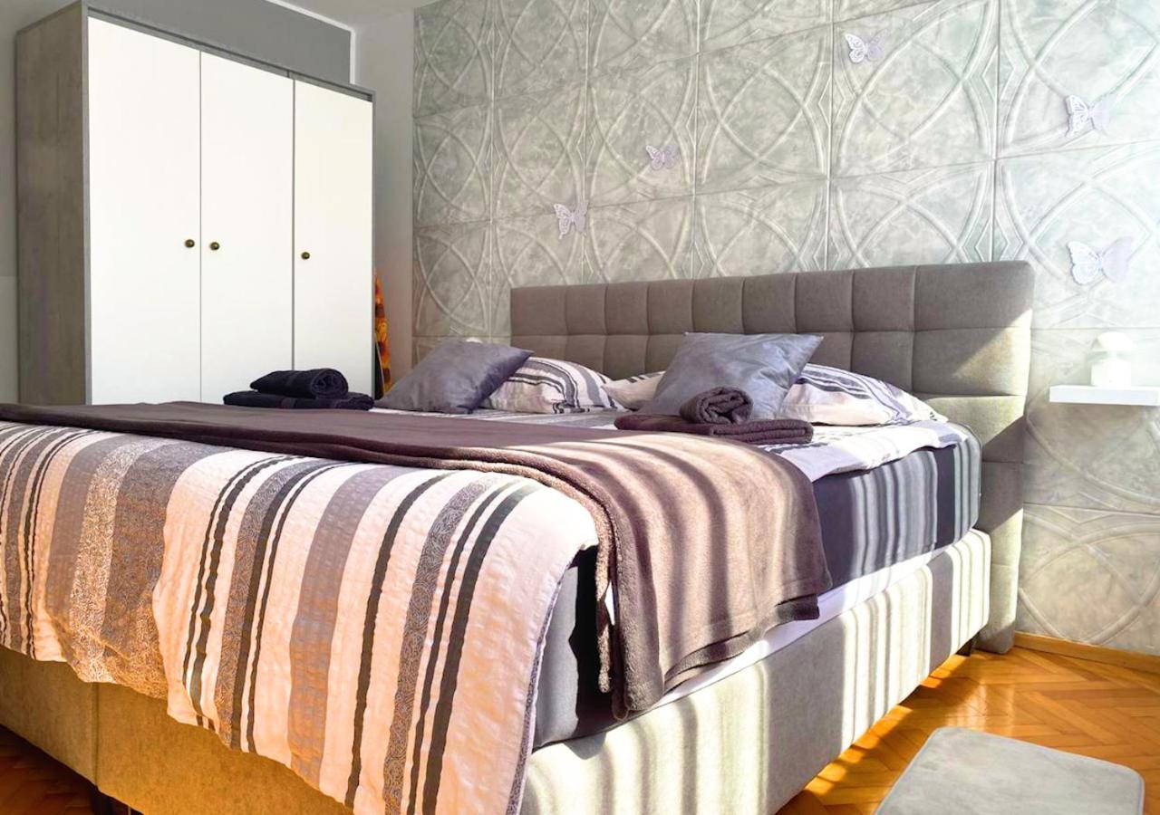 Balcony And Parking, 1min To Shop, Near Appartamento Pola